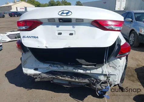 2017 Hyundai Elantra Se из США, поврежденный, VIN 5NPD84LF7HH124881